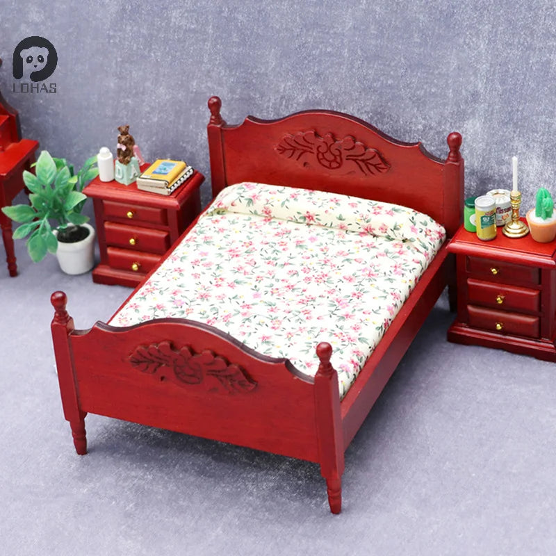 1Pc 1:12 Dollhouse Miniature Bedroom Double Bed European Simulation Furniture Model Living Scene Decor Toy